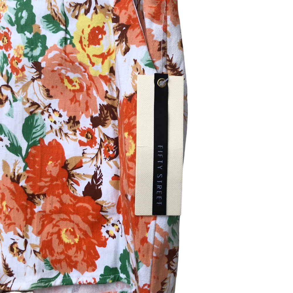 Fifty Street Orange & Yellow Floral Shorts size Medium New - Picture 2 of 5